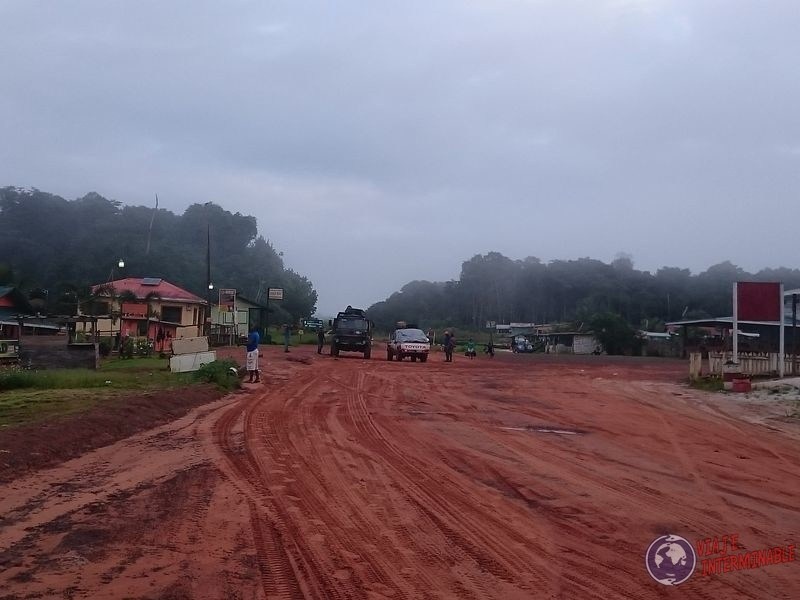 La ruta de barro en Mabura Guyana