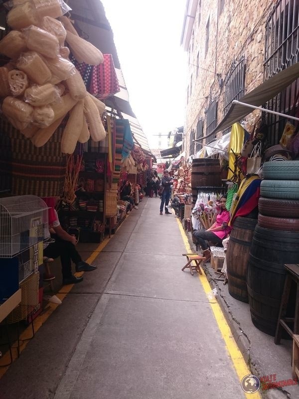 Callejones de tiendas bogota colombia