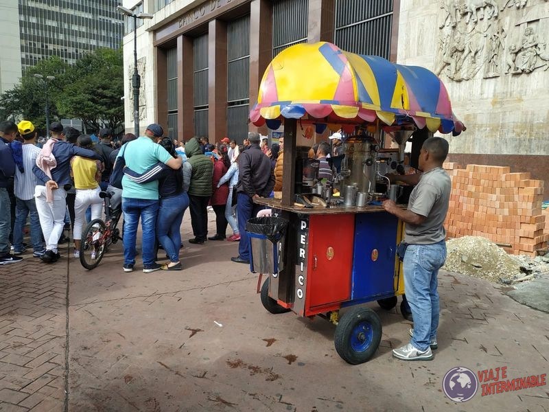 Puesto callejero de cafe bogota colombia