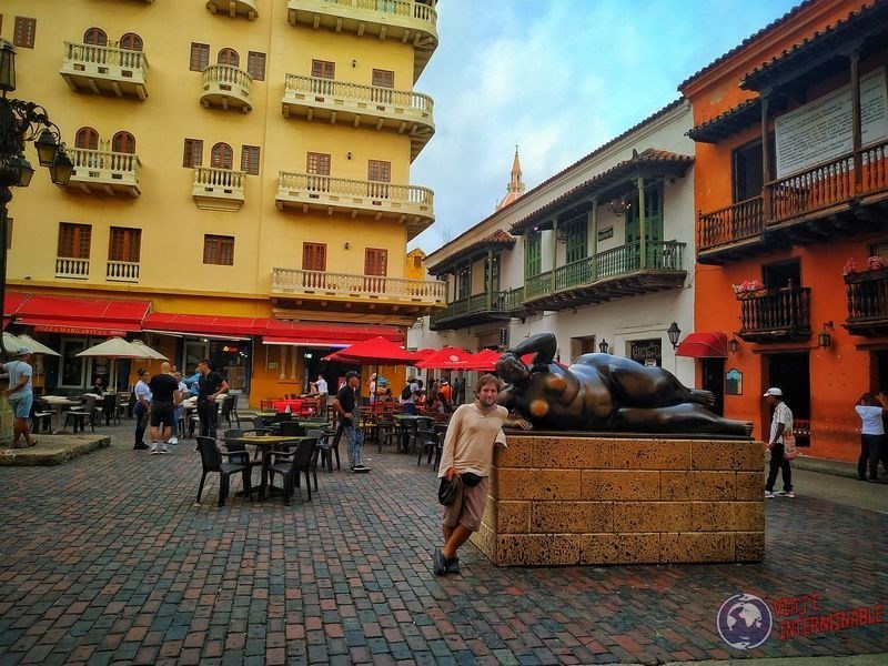 Plaza de Cartagena Gertrudis Botero Colombia